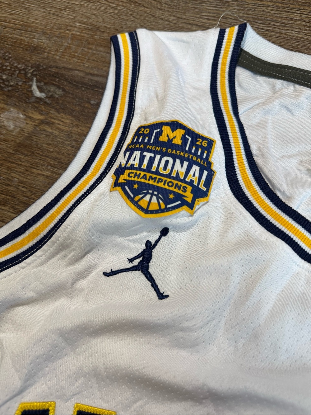 Michigan Wolverines #3 Elliot Cadeau National Champions Basketball Jersey - Picture 4 of 7